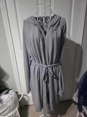 Cozy Hooded Belted Robe - Gray